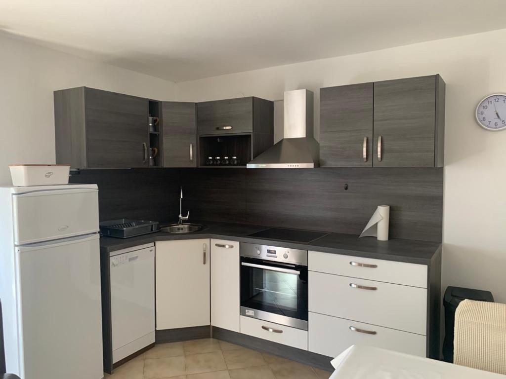 Apartman Dalija Vinkuran Εξωτερικό φωτογραφία